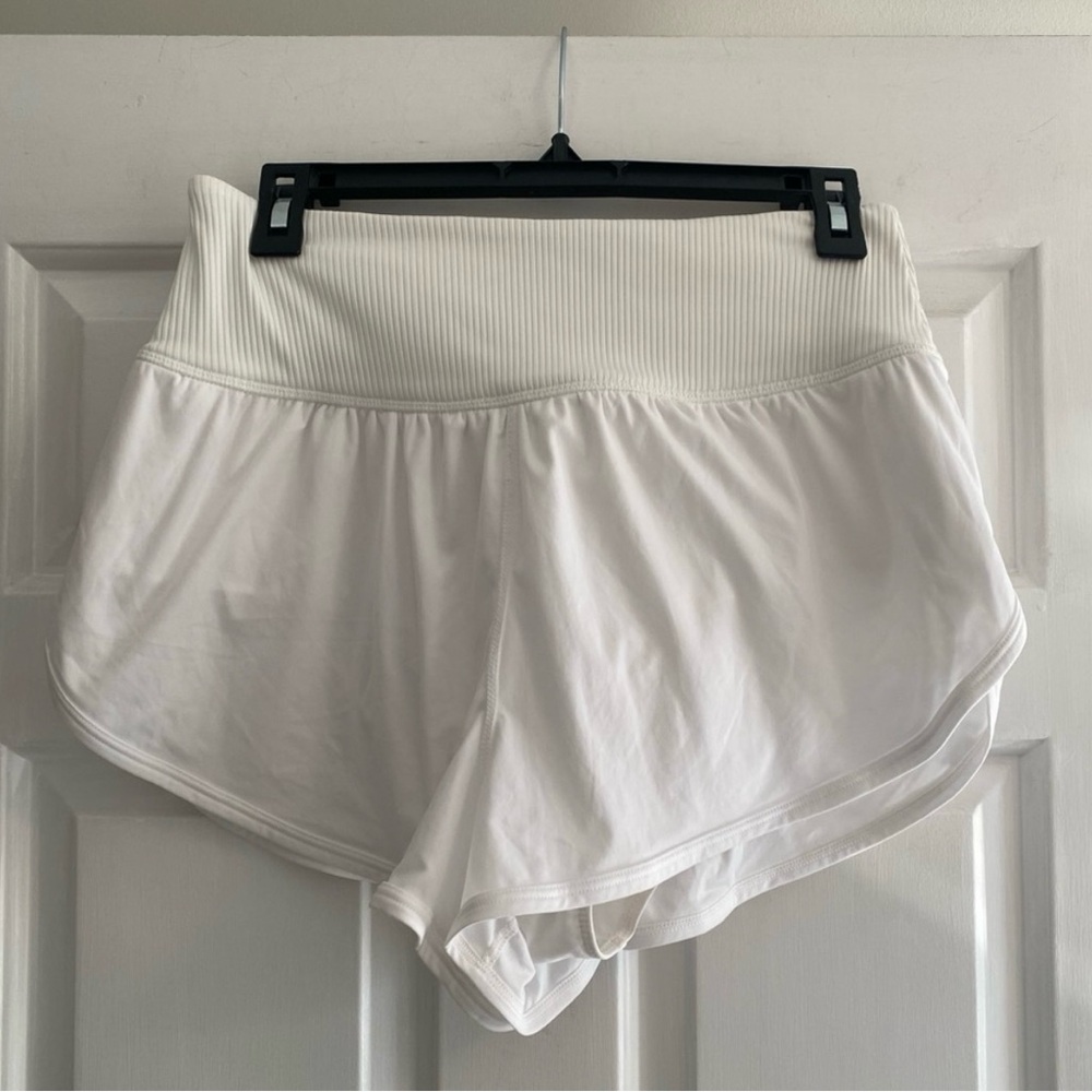 Free People Free Movement Carpe Diem White Shorts Size L